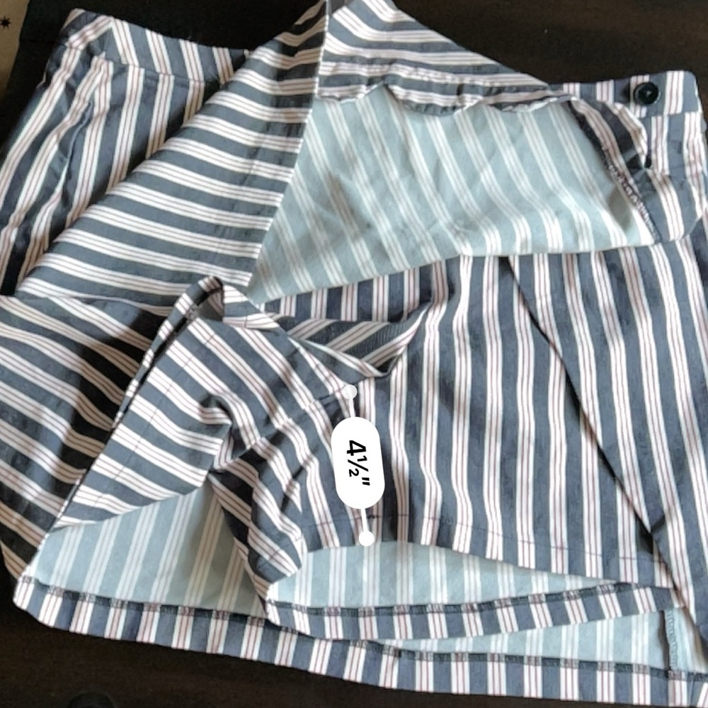 Cato Stripe Skorts - Picture 8 of 9